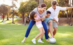 Tổng hợp các trò chơi gia đình hiểu nhau, vui nhộn và yêu thương